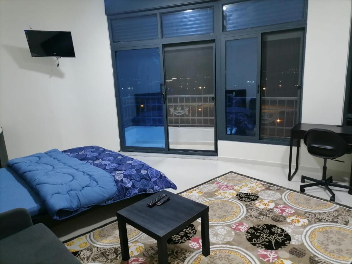 Apartamento Durrat Al Israa Umm al-Amad Exterior foto