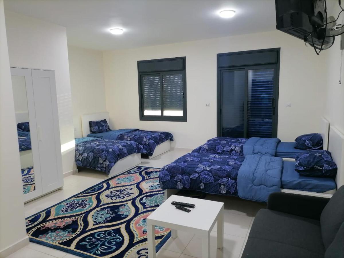 Apartamento Durrat Al Israa Umm al-Amad Exterior foto